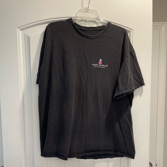 Simply Southern black Pineapple Design T-shirt, Size XXL used condition - Picture 1 of 4